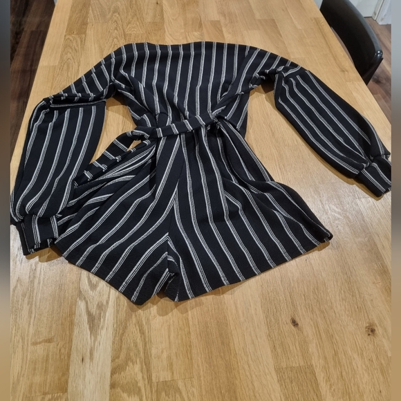🤩Boohoo Playsuit size 12 - Picture 5 of 5